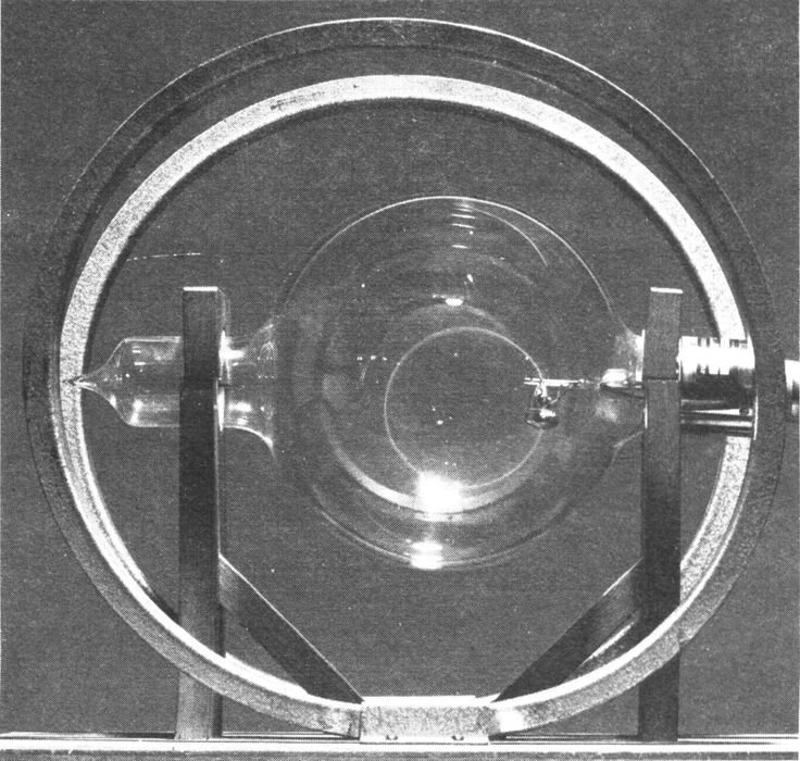 Leybold3R.jpg